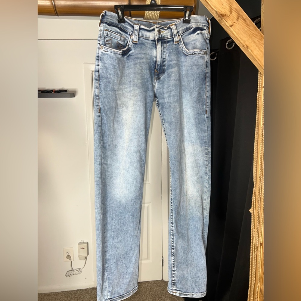 True Religion Men’s Geno Jeans Size 33